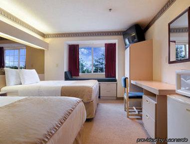 Microtel Inn & Suites By Wyndham Union City/Atlanta Airport Room photo